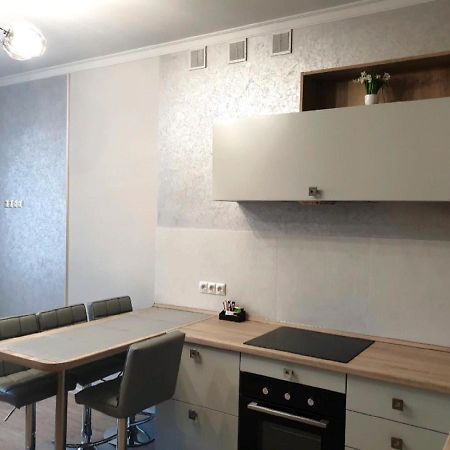 Apartment Sweethome 1 Free Parking Ужгород Экстерьер фото